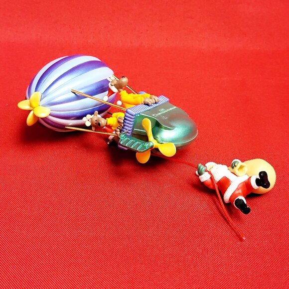 Hallmark  Kris and the Kringles Magic Movement 2005 Christmas Ornament - Picture 12 of 12